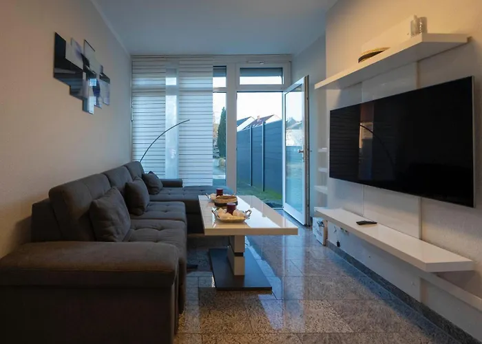 Appartement Exklusive Stadtwohnung Im Eg